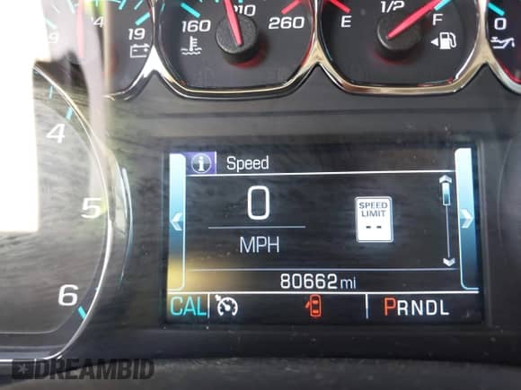 2019 Chevrolet Suburban LT z VIN 1GNSCHKC2KR294660, wystawiony jako IAAI lot #42833974 z przebiegiem 80 662 mil mil oraz . Historia ofert i sprzedaży dostępna na DreamBid. Obrazek 16.