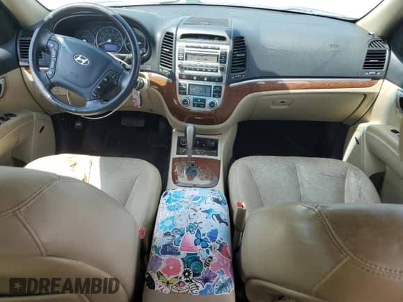 2008 Hyundai Santa Fe SE с VIN 5NMSH13E68H163892, выставлен на аукционе Copart как лот 66079974 с пробегом 210 719 миль миль и Списание • Salvage title. История ставок и продаж доступна на DreamBid. Изображение 8.