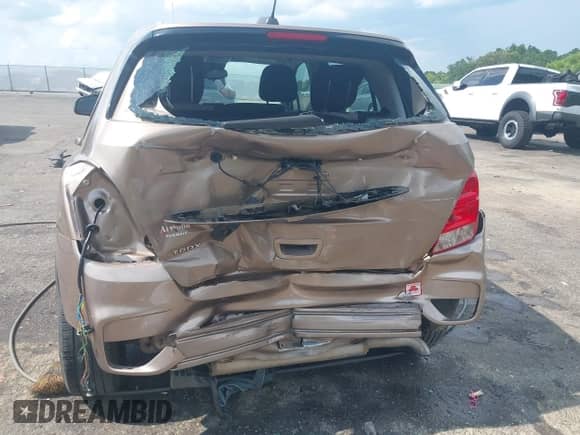 2018 Chevrolet Trax LS с VIN 3GNCJKSB6JL308449, выставлен на аукционе IAAI как лот 42606136 с пробегом 148 398 миль миль и . История ставок и продаж доступна на DreamBid. Изображение 6.