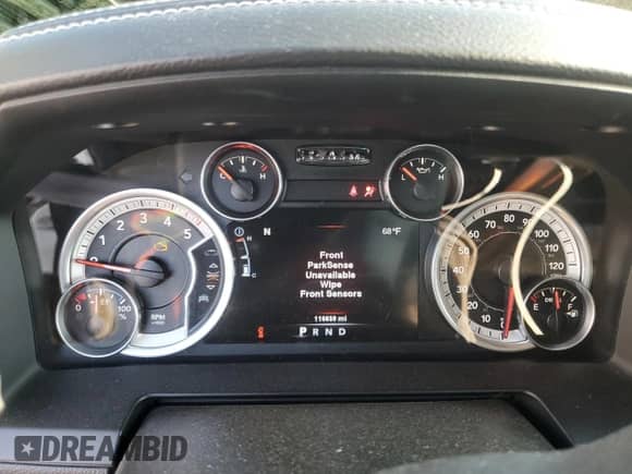 2014 Ram 1500 Laramie z VIN 1C6RR7VM8ES288421, wystawiony jako Copart lot #68515735 z przebiegiem 116 639 mil mil oraz Szkoda całkowita • Salvage title. Historia ofert i sprzedaży dostępna na DreamBid. Obrazek 9.