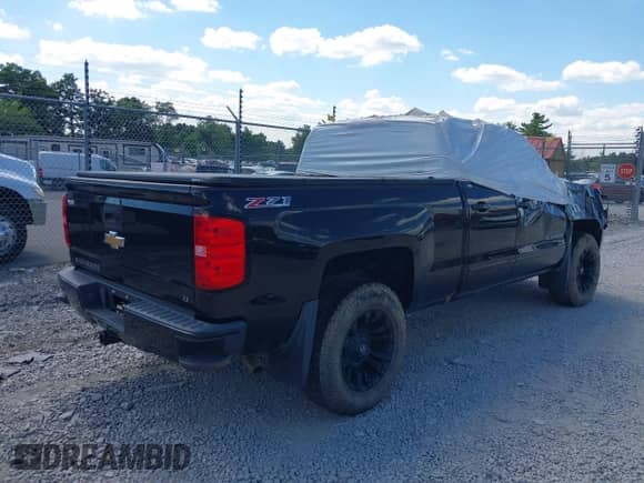 2016 Chevrolet Silverado 1500 LT с VIN 1GCVKREC6GZ416227, выставлен на аукционе IAAI как лот 40045262 с пробегом 110 987 миль миль и . История ставок и продаж доступна на DreamBid. Изображение 4.