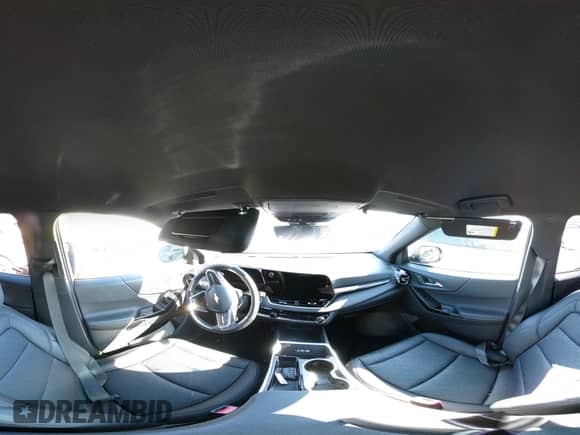 2025 Chevrolet Equinox FWD LT z VIN 3GNAXHEG9SL216043, wystawiony jako IAAI lot #43543033 z przebiegiem 21 028 mil mil oraz . Historia ofert i sprzedaży dostępna na DreamBid. Obrazek 18.