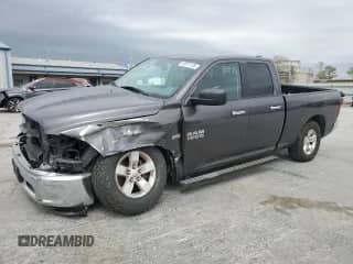 2016 Ram 1500 SLT z VIN 1C6RR6GT0GS225492, wystawiony jako Copart lot #50911735 z przebiegiem 92 271 mil mil oraz Szkoda całkowita • Salvage title. Historia ofert i sprzedaży dostępna na DreamBid. Obrazek 1.