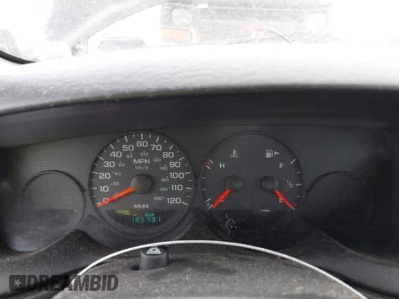 2005 Dodge Neon SE with VIN 1B3ES26C85D188331, listed as a IAAI auction lot 41462163 with 185,731 mi miles and . Bid and sale history available at DreamBid. Image 7.