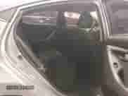 2015 Hyundai Elantra SE z VIN KMHDH4AE7FU281741, wystawiony jako IAAI lot #43388734 z przebiegiem 176 413 mil mil oraz . Historia ofert i sprzedaży dostępna na DreamBid. Obrazek 8.