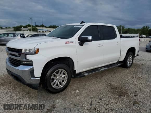 2020 Chevrolet Silverado 1500 LT with VIN 3GCUYDET6LG189239, listed as a Copart auction lot 67071715 with 108,272 mi miles and Salvage title. Bid and sale history available at DreamBid. Image 1.