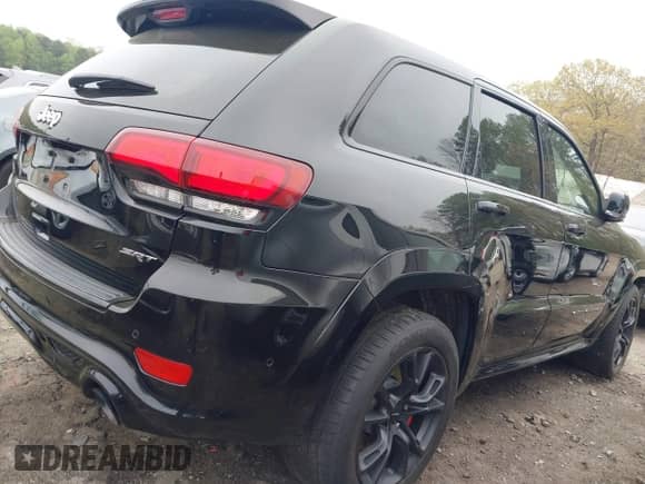 2017 Jeep Grand Cherokee SRT с VIN 1C4RJFDJ7HC683240, выставлен на аукционе IAAI как лот 41919995 с пробегом 122 030 миль миль и . История ставок и продаж доступна на DreamBid. Изображение 21.