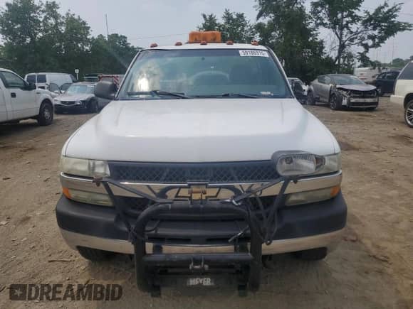 2002 Chevrolet Silverado 2500HD LS with VIN 1GCHK24U32E109869, listed as a Copart auction lot 59186915 with Not provided miles and Clean title. Bid and sale history available at DreamBid. Image 5.