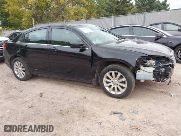 2013 Chrysler 200 Touring with VIN 1C3CCBBB7DN545995, listed as a IAAI auction lot 43437565 with 192,703 mi miles and . Bid and sale history available at DreamBid. Image 1.