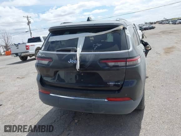 2023 Jeep Grand Cherokee Limited with VIN 1C4RJJBG4P8843652, listed as a IAAI auction lot 41906826 with 18,006 mi miles and . Bid and sale history available at DreamBid. Image 16.