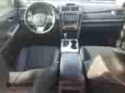 2013 Toyota Camry SE с VIN 4T1BF1FK1DU670771, выставлен на аукционе Copart как лот 84862135 с пробегом 75 916 миль миль и Списание • Salvage title. История ставок и продаж доступна на DreamBid. Изображение 8.