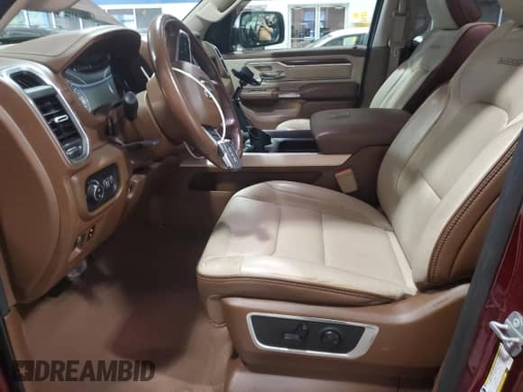 2019 Ram 1500 Laramie z VIN 1C6SRFJT5KN775255, wystawiony jako Copart lot #80192725 z przebiegiem 104 195 mil mil oraz Szkoda całkowita • Salvage title. Historia ofert i sprzedaży dostępna na DreamBid. Obrazek 7.