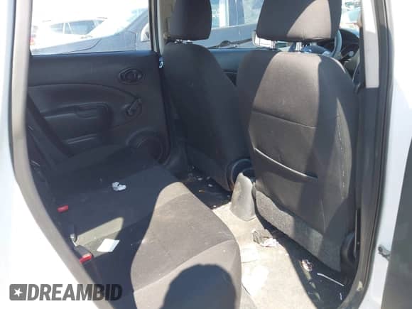 2015 Nissan Note SV z VIN 3N1CE2CP4FL393499, wystawiony jako IAAI lot #43207820 z przebiegiem 171 324 mil mil oraz . Historia ofert i sprzedaży dostępna na DreamBid. Obrazek 8.