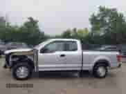 2017 Ford F-150 XL с VIN 1FTEX1C89HKD77872, выставлен на аукционе IAAI как лот 43360742 с пробегом 139 137 миль миль и . История ставок и продаж доступна на DreamBid. Изображение 14.