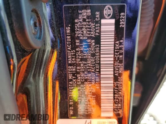 2015 Toyota Camry SE z VIN 4T1BF1FKXFU066963, wystawiony jako Copart lot #82642705 z przebiegiem 179 074 mil mil oraz Szkoda całkowita • Salvage title. Historia ofert i sprzedaży dostępna na DreamBid. Obrazek 13.