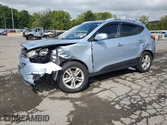 2011 Hyundai Tucson GLS с VIN KM8JU3ACXBU185040, выставлен на аукционе Copart как лот 71516365 с пробегом 170 371 миль миль и Списание • Salvage title. История ставок и продаж доступна на DreamBid. Изображение 1.