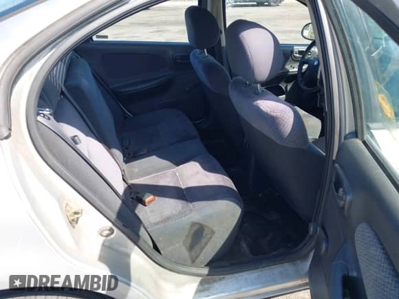 2001 Dodge Neon Highline with VIN 1B3ES46C11D241828, listed as a IAAI auction lot 41953403 with 94,822 mi miles and . Bid and sale history available at DreamBid. Image 8.