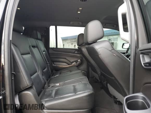 2019 Chevrolet Suburban LT с VIN 1GNSKHKC4KR140812, выставлен на аукционе Copart как лот 80847375 с пробегом 176 408 миль миль и Списание • Salvage title. История ставок и продаж доступна на DreamBid. Изображение 11.