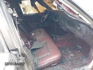 1990 Chevrolet Caprice с VIN 1G1BU54EXLA109430, выставлен на аукционе IAAI как лот 41556535 с пробегом Не указан миль и . История ставок и продаж доступна на DreamBid. Изображение 5.