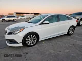 2015 Hyundai Sonata Limited с VIN 5NPE34AF3FH101813, выставлен на аукционе Copart как лот 90657965 с пробегом 139 193 миль миль и Чистый • Clean title. История ставок и продаж доступна на DreamBid. Изображение 1.
