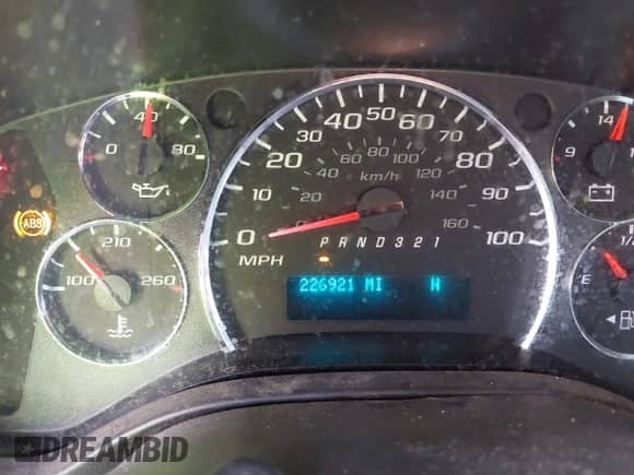 2011 Chevrolet Express Cargo with VIN 1GCSGAFX5B1128651, listed as a IAAI auction lot 43019008 with 226,921 mi miles and . Bid and sale history available at DreamBid. Image 7.