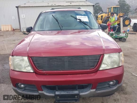 2002 Ford Explorer XLT z VIN 1FMZU63K82ZC64668, wystawiony jako IAAI lot #43412359 z przebiegiem 242 402 mil mil oraz . Historia ofert i sprzedaży dostępna na DreamBid. Obrazek 12.