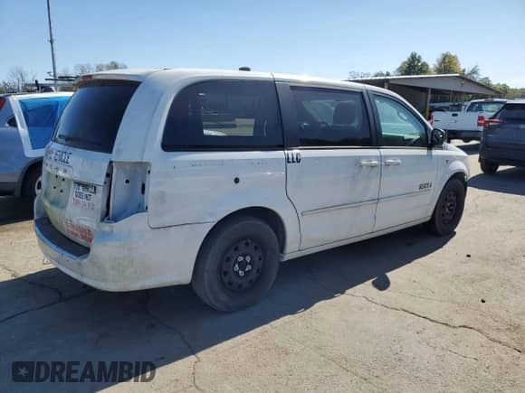 2016 Dodge Grand Caravan American Value with VIN 2C4RDGBGXGR116918, listed as a Copart auction lot 84472645 with 150,391 mi miles and Clean title. Bid and sale history available at DreamBid. Image 3.