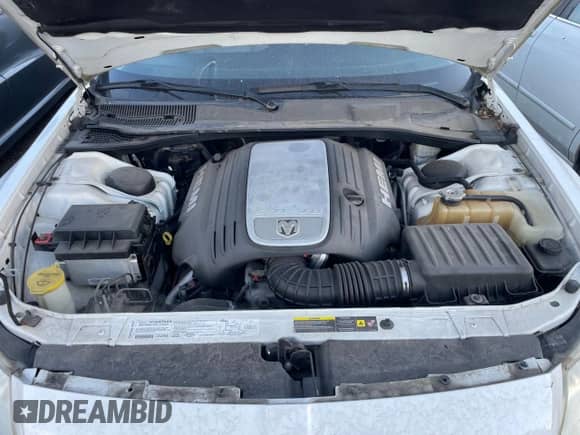2006 Dodge Magnum R/T z VIN 2D4GZ57226H398988, wystawiony jako Copart lot #63950455 z przebiegiem Nie podano mil oraz Czysty tytuł • Clean title. Historia ofert i sprzedaży dostępna na DreamBid. Obrazek 7.