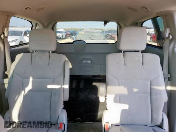 2019 Dodge Grand Caravan SE z VIN 2C4RDGBG6KR500929, wystawiony jako Copart lot #81302545 z przebiegiem 111 615 mil mil oraz Szkoda całkowita • Salvage title. Historia ofert i sprzedaży dostępna na DreamBid. Obrazek 10.