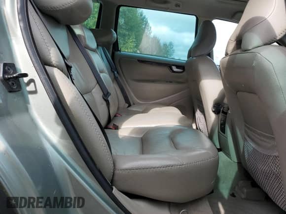 2006 Volvo XC70 with VIN YV4SZ592361222466, listed as a Copart auction lot 68263445 with 110,196 mi miles and Clean title. Bid and sale history available at DreamBid. Image 11.