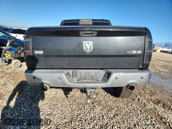 2010 Dodge 1500 Laramie with VIN 1D7RV1CT5AS213137, listed as a Copart auction lot 84411635 with 185,625 mi miles and Salvage title. Bid and sale history available at DreamBid. Image 6.