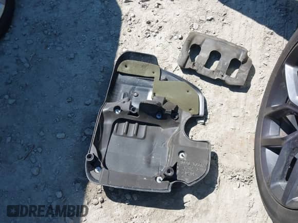 2021 Dodge Challenger SXT с VIN 2C3CDZAGXMH552225, выставлен на аукционе IAAI как лот 43126764 с пробегом 98 754 миль миль и . История ставок и продаж доступна на DreamBid. Изображение 12.