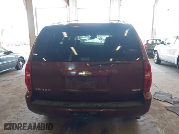 2008 Chevrolet Tahoe 3LT with VIN 1GNFK13058J136126, listed as a IAAI auction lot 42073594 with 139,242 mi miles and . Bid and sale history available at DreamBid. Image 16.