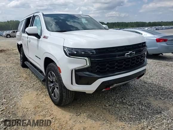 2024 Chevrolet Suburban Z71 z VIN 1GNSKDKD9RR121698, wystawiony jako Copart lot #69793595 z przebiegiem 41 168 mil mil oraz Czysty tytuł • Clean title. Historia ofert i sprzedaży dostępna na DreamBid. Obrazek 14.