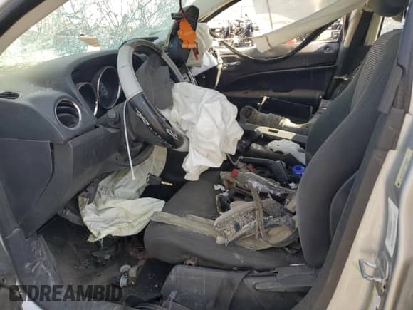 2011 Dodge Caliber z VIN 1B3CB1HA4BD132590, wystawiony jako Copart lot #59318105 z przebiegiem Nie podano mil oraz Szkoda całkowita • Salvage title. Historia ofert i sprzedaży dostępna na DreamBid. Obrazek 7.