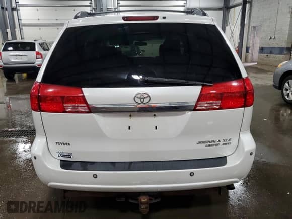 2004 Toyota Sienna XLE z VIN 5TDBA22C54S008865, wystawiony jako Copart lot #67295945 z przebiegiem 276 878 mil mil oraz Szkoda całkowita • Salvage title. Historia ofert i sprzedaży dostępna na DreamBid. Obrazek 6.