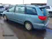 2007 Toyota Sienna CE z VIN 5TDZK23C97S064810, wystawiony jako IAAI lot #41969504 z przebiegiem 147 237 mil mil oraz . Historia ofert i sprzedaży dostępna na DreamBid. Obrazek 3.