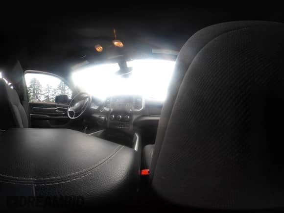 2021 Ram 1500 Lone Star с VIN 1C6SRFFTXMN744336, выставлен на аукционе IAAI как лот 42200189 с пробегом 82 801 миль миль и . История ставок и продаж доступна на DreamBid. Изображение 20.