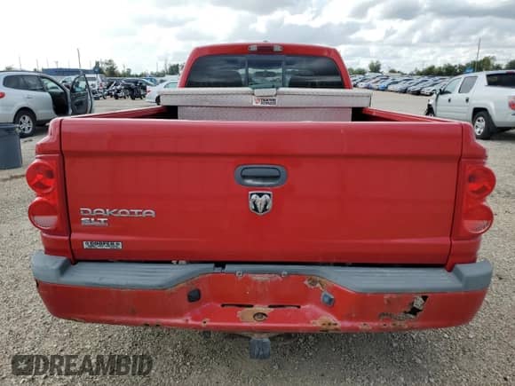 2007 Dodge Dakota SLT with VIN 1D7HE42K97S195093, listed as a Copart auction lot 81133015 with 132,799 mi miles and Salvage title. Bid and sale history available at DreamBid. Image 6.