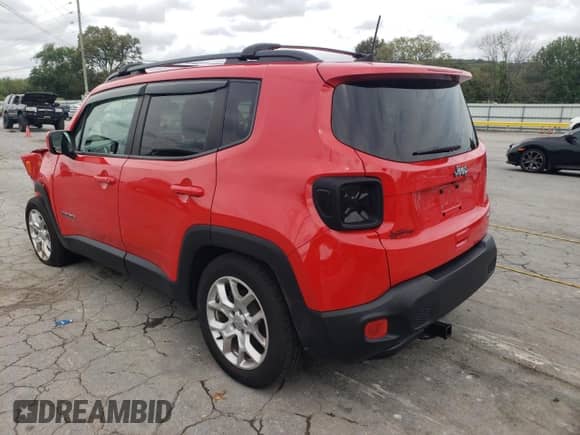 2018 Jeep Renegade Latitude with VIN ZACCJABB9JPG71189, listed as a Copart auction lot 83808525 with 173,359 mi miles and Salvage title. Bid and sale history available at DreamBid. Image 2.