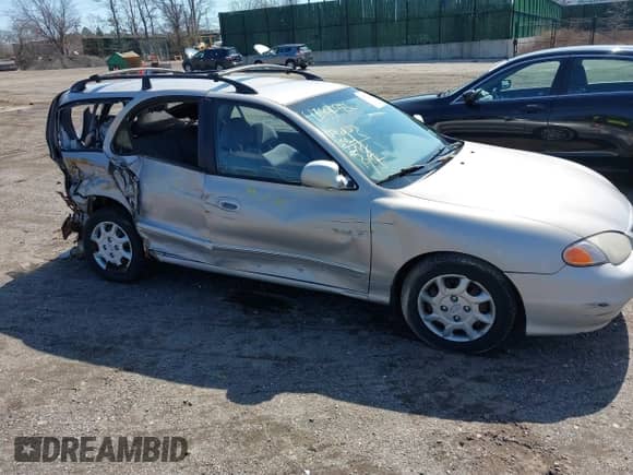 2000 Hyundai Elantra с VIN KMHJW35F1YU175682, выставлен на аукционе IAAI как лот 41882756 с пробегом 96 191 миль миль и . История ставок и продаж доступна на DreamBid. Изображение 6.