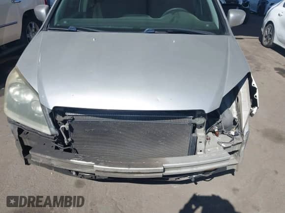 2005 Honda Odyssey EX с VIN 5FNRL38495B416810, выставлен на аукционе IAAI как лот 43412581 с пробегом 282 714 миль миль и . История ставок и продаж доступна на DreamBid. Изображение 18.