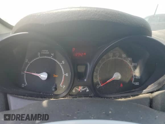 2011 Ford Fiesta S с VIN 3FADP4AJ1BM108290, выставлен на аукционе Copart как лот 66379865 с пробегом 112 342 миль миль и Чистый • Clean title. История ставок и продаж доступна на DreamBid. Изображение 9.