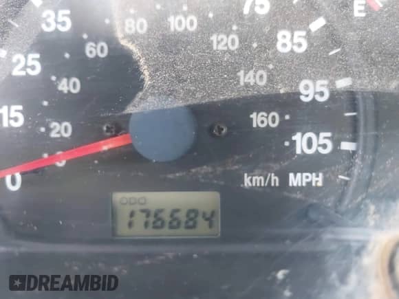 2000 Chevrolet Tracker с VIN 2CNBE13C7Y6956063, выставлен на аукционе IAAI как лот 42805919 с пробегом 176 684 миль миль и . История ставок и продаж доступна на DreamBid. Изображение 7.