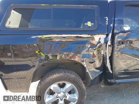 2019 Ram 1500 Big Horn z VIN 1C6RR7LT6KS691190, wystawiony jako IAAI lot #41845200 z przebiegiem 93 918 mil mil oraz . Historia ofert i sprzedaży dostępna na DreamBid. Obrazek 20.