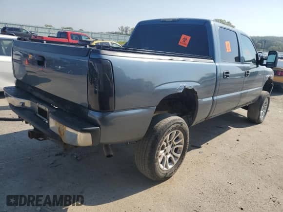 2006 GMC Sierra 1500 SLT with VIN 2GTEK13TX61197459, listed as a Copart auction lot 56208515 with Not provided miles and Non repairable. Bid and sale history available at DreamBid. Image 3.