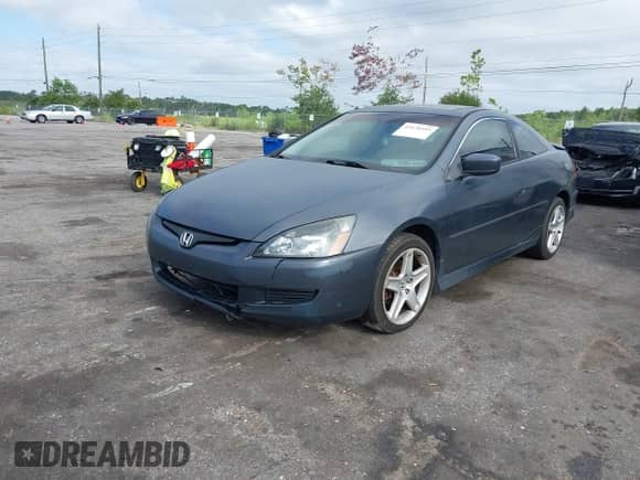 2004 Honda Accord EX с VIN 1HGCM827X4A011180, выставлен на аукционе IAAI как лот 43126595 с пробегом 249 401 миль миль и . История ставок и продаж доступна на DreamBid. Изображение 17.