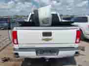 2017 Chevrolet Silverado 1500 LTZ z VIN 3GCUKSEJ8HG153838, wystawiony jako IAAI lot #42899717 z przebiegiem 188 513 mil mil oraz . Historia ofert i sprzedaży dostępna na DreamBid. Obrazek 16.