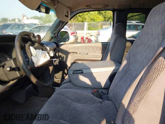 1999 Dodge 1500 с VIN 1B7HC13Z8XJ561383, выставлен на аукционе IAAI как лот 42922649 с пробегом 174 286 миль миль и . История ставок и продаж доступна на DreamBid. Изображение 5.
