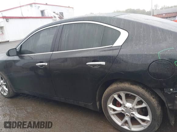 2014 Nissan Maxima S z VIN 1N4AA5AP9EC905908, wystawiony jako IAAI lot #43253021 z przebiegiem 118 012 mil mil oraz . Historia ofert i sprzedaży dostępna na DreamBid. Obrazek 14.